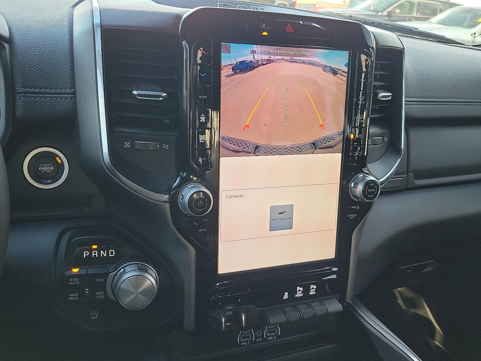 2025 RAM 1500 Laramie