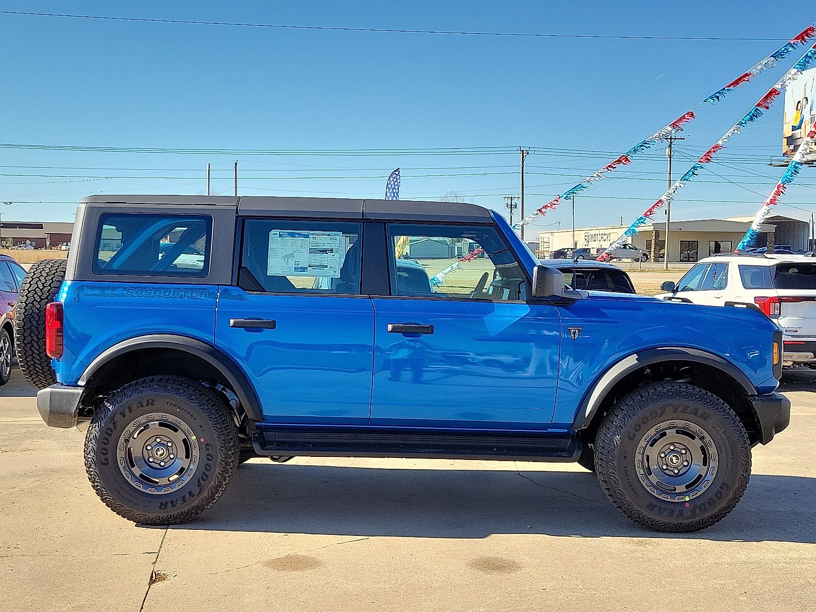 2025 Ford Bronco Base