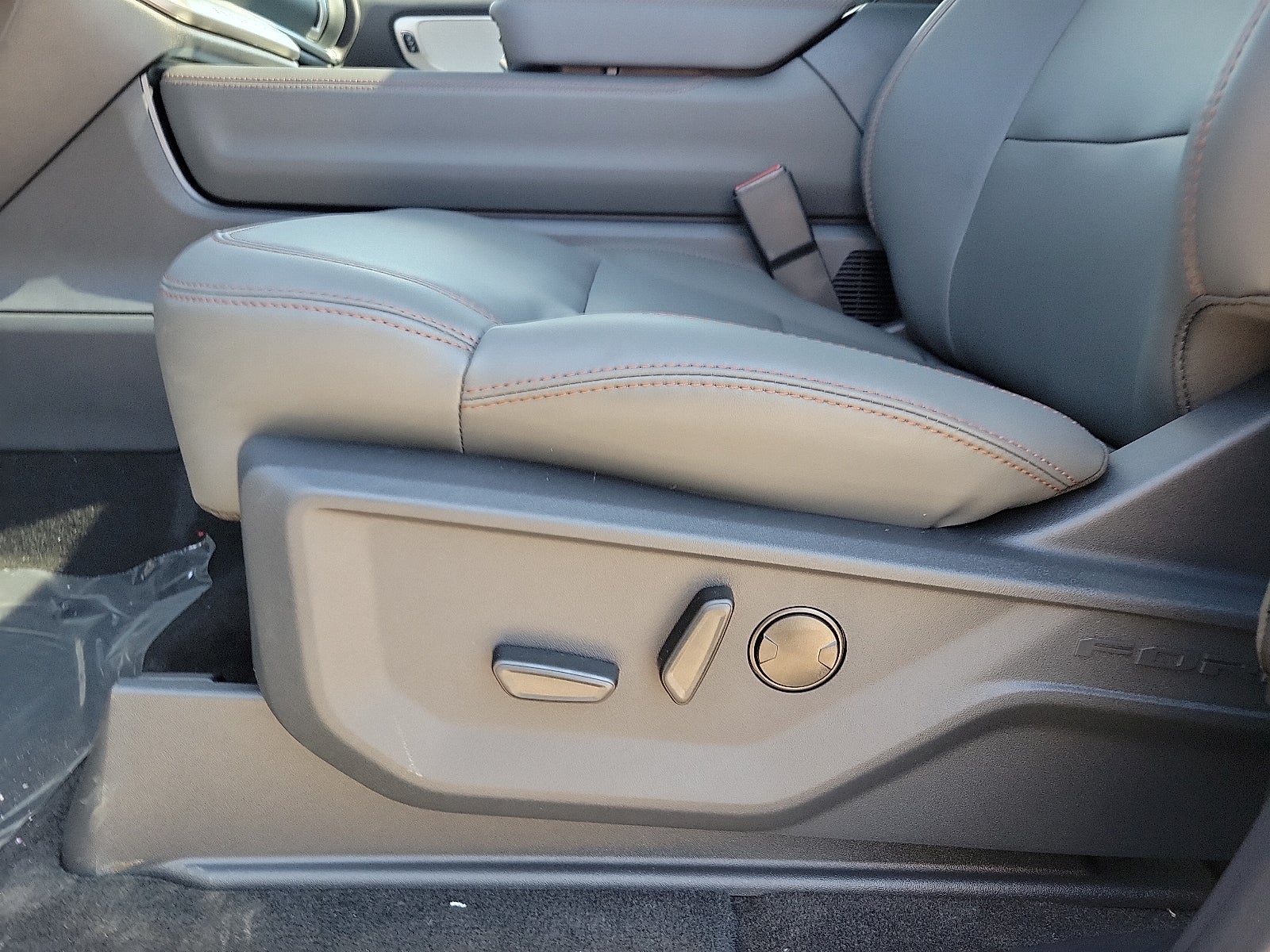 2025 Ford Expedition Active MAX