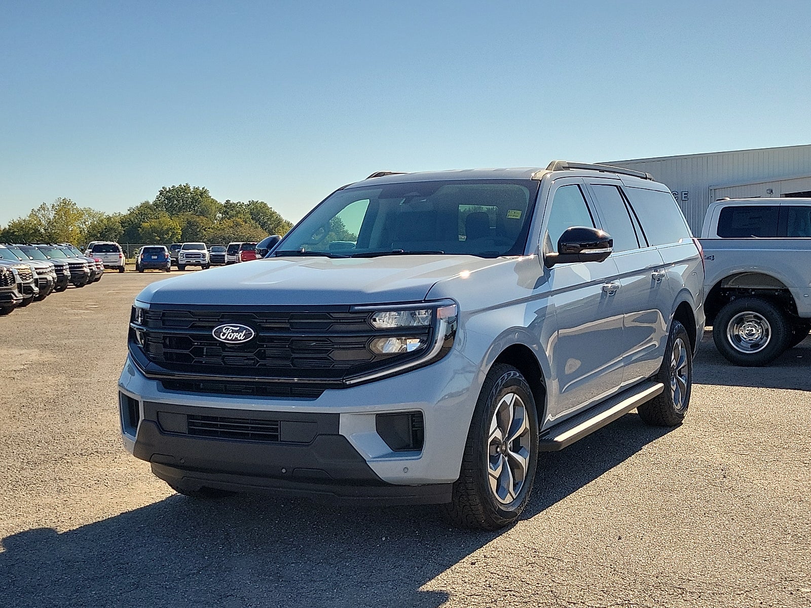 2027 Ford Expedition MAX Active