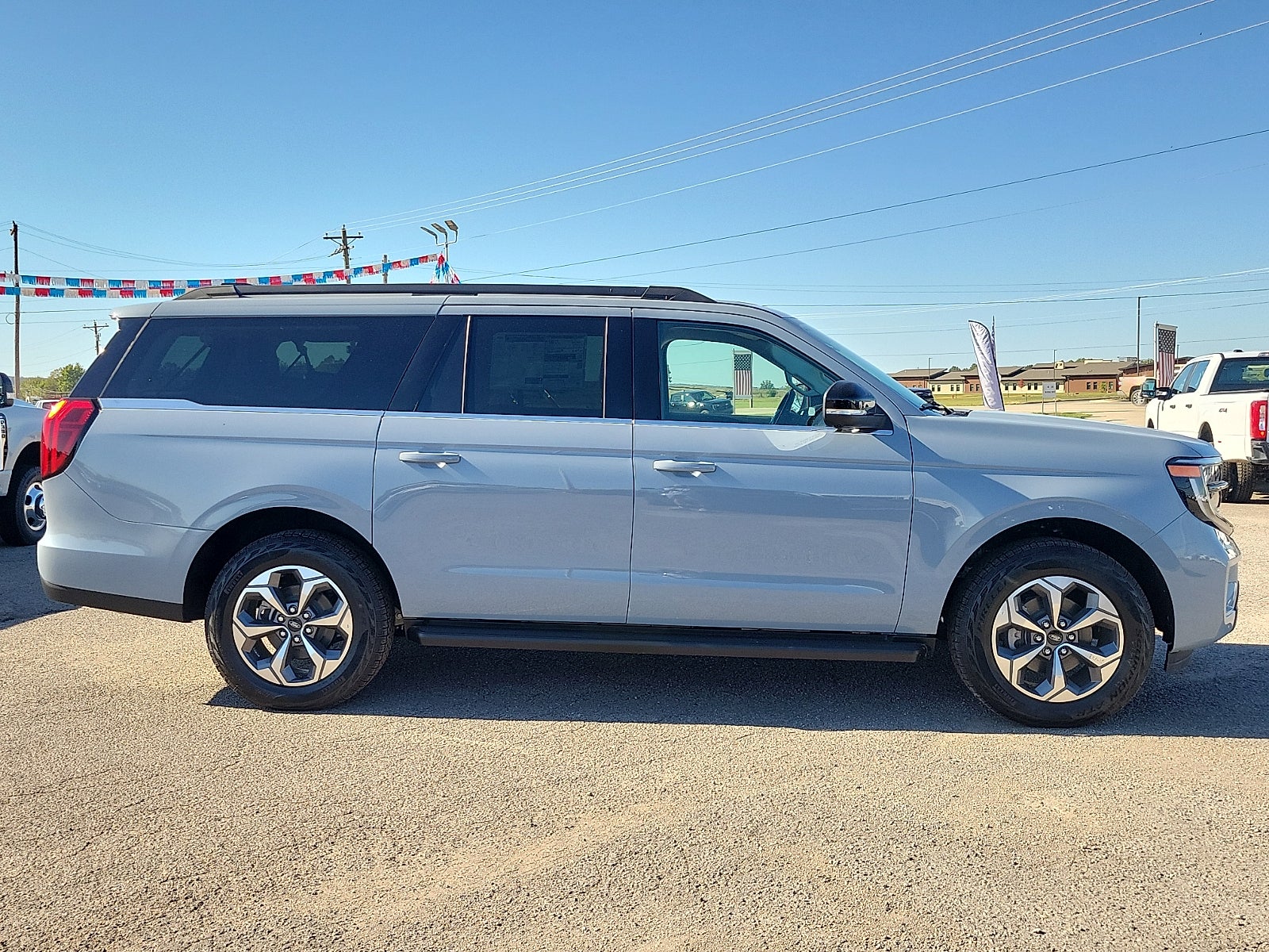 2027 Ford Expedition MAX Active