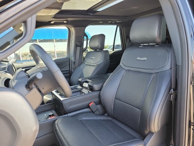 2025 Ford Expedition Platinum®