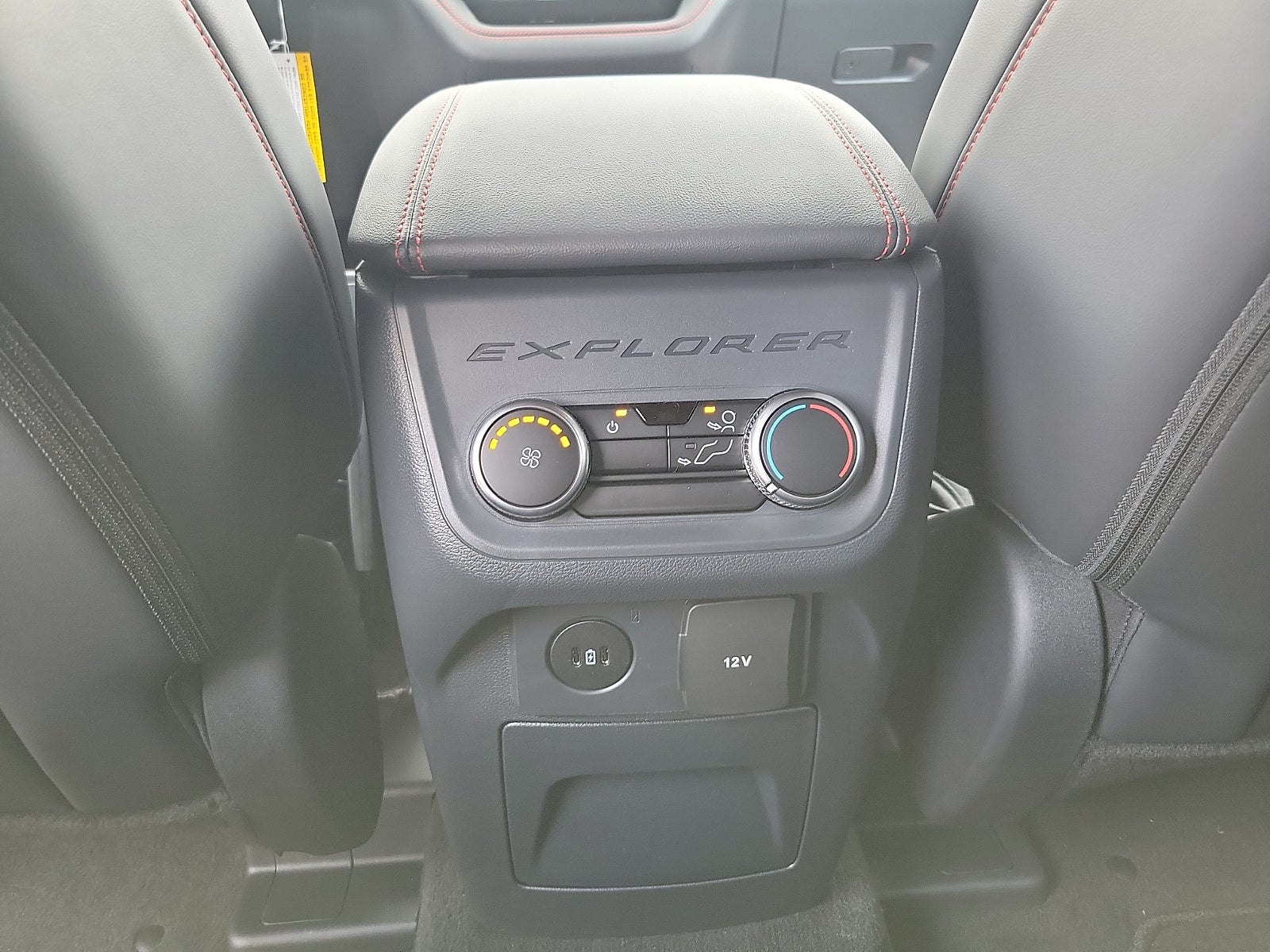 2027 Ford Explorer 4-Door 4DR 4WD ST-LINE