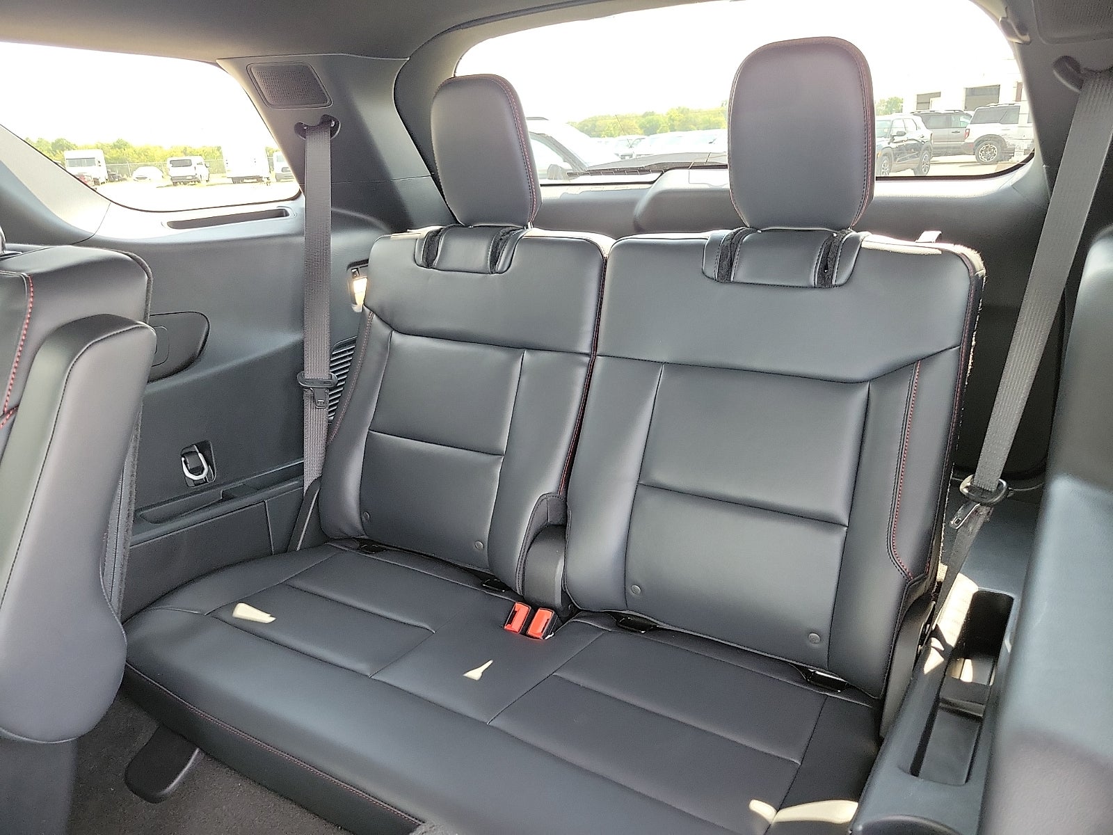 2027 Ford Explorer 4-Door 4DR 4WD ST-LINE