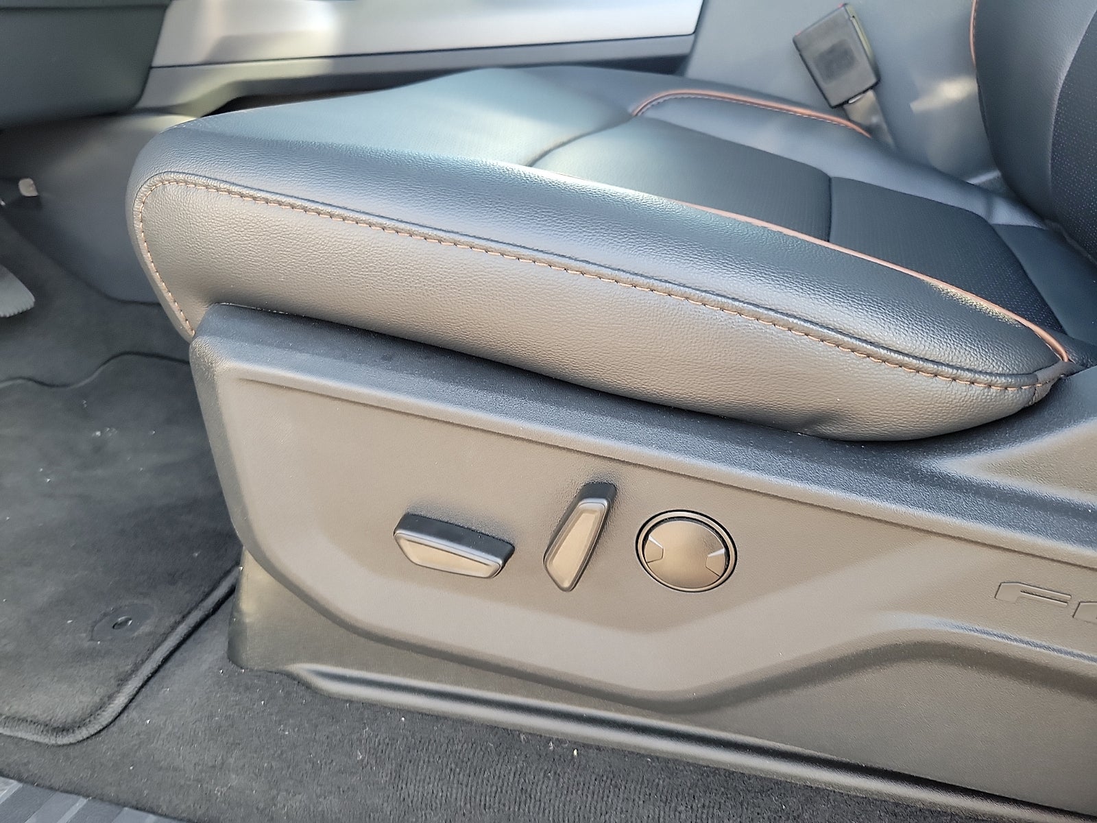 2027 Ford Super Duty F-250® Lariat®