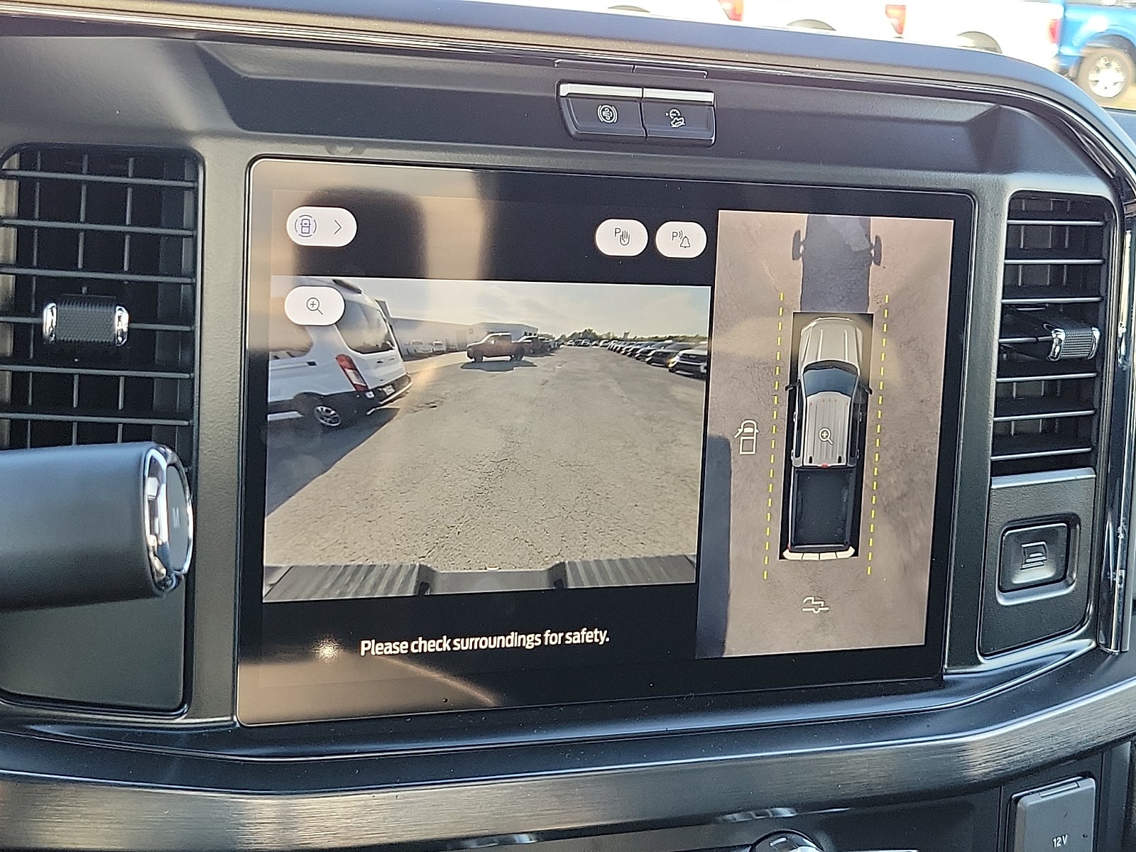 2027 Ford Super Duty F-250® Lariat®