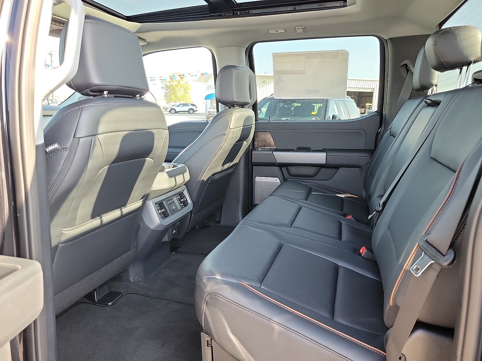 2027 Ford Super Duty F-250® Lariat®