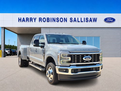 2026 Ford Super Duty F-350® Lariat®