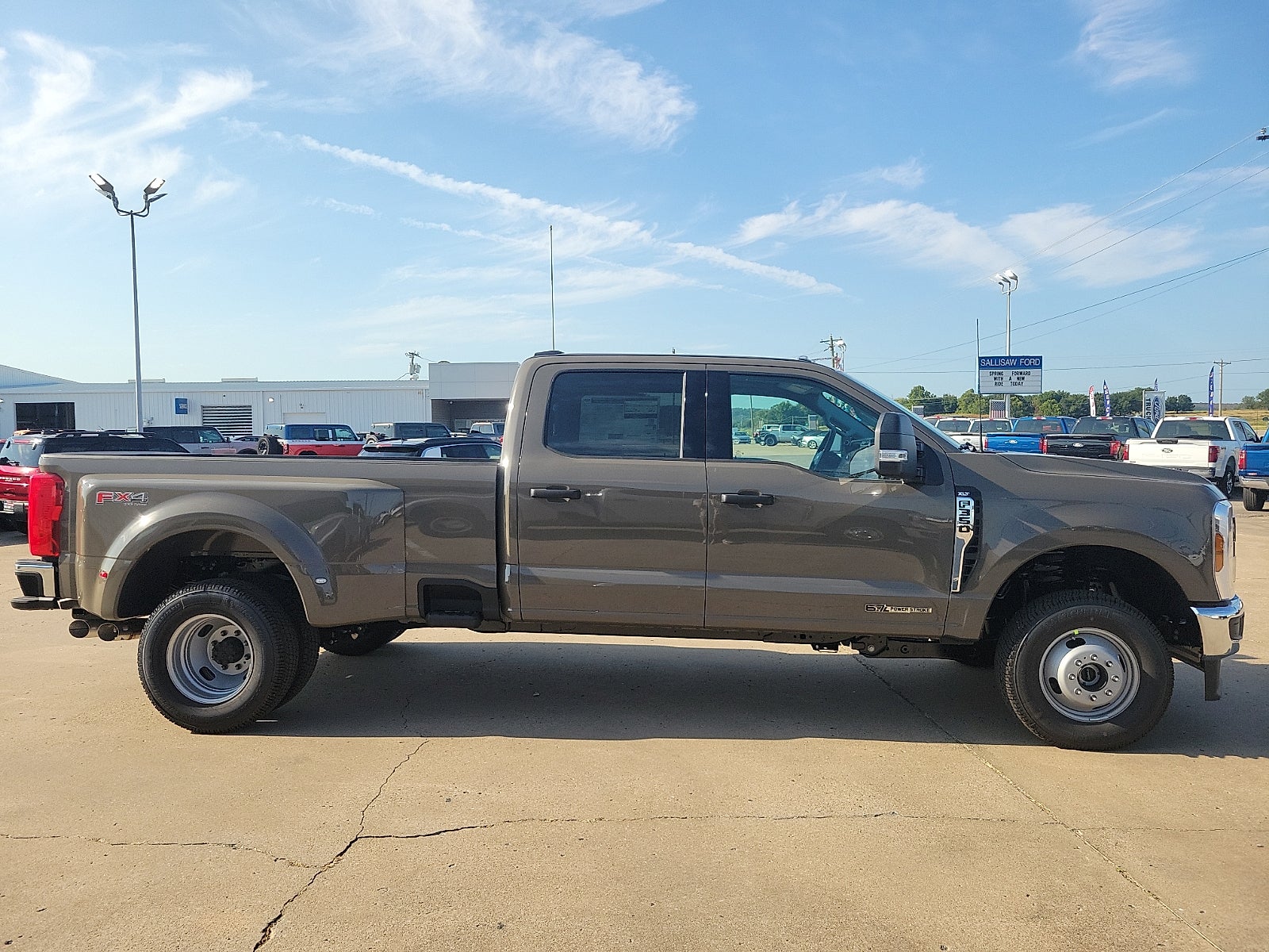 2026 Ford Super Duty F-350® XLT