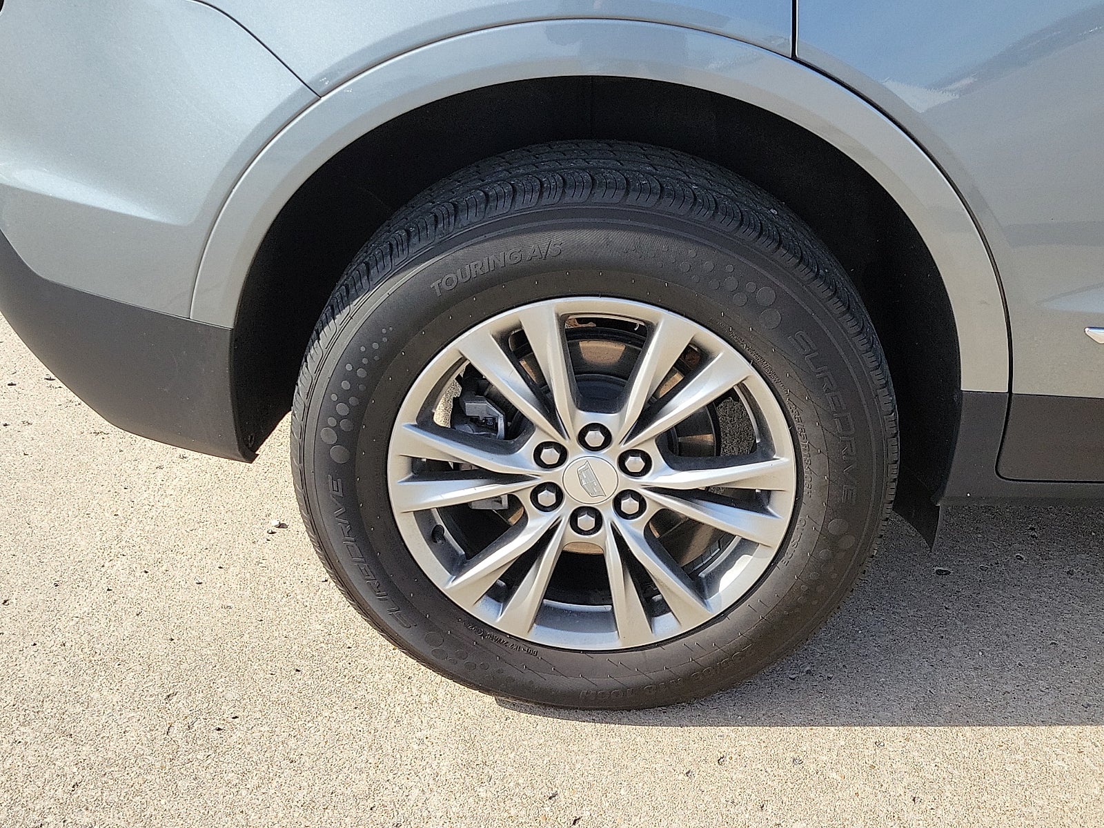 2023 Cadillac XT5 FWD Premium Luxury