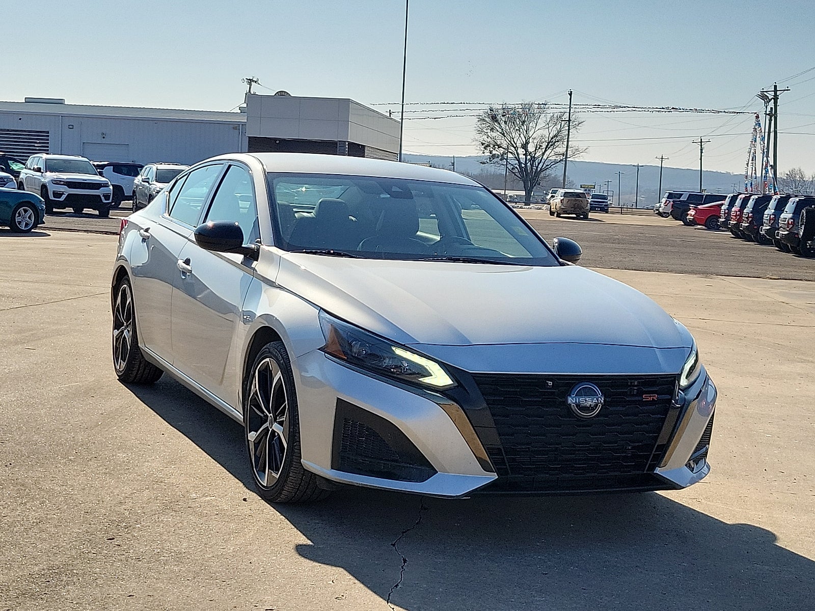 2024 Nissan Altima SR