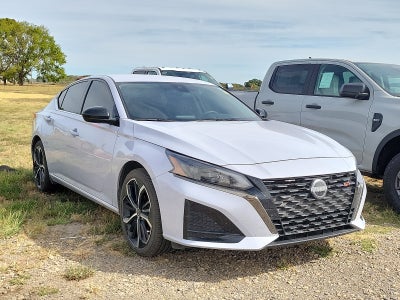 2025 Nissan Altima SR
