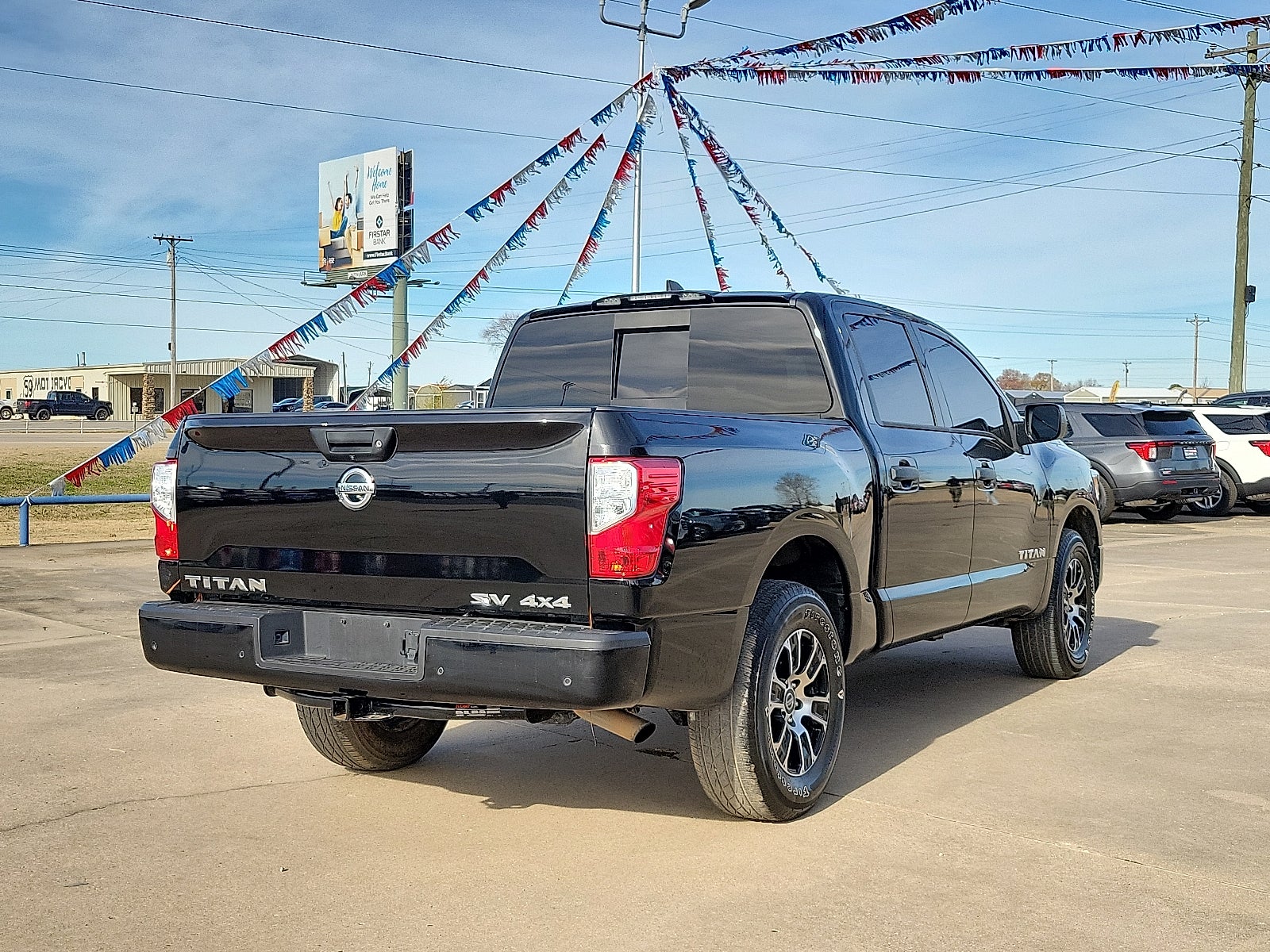 2022 Nissan Titan SV