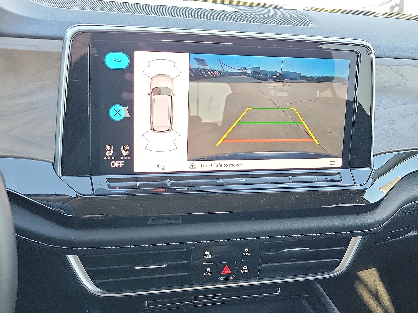 2025 Volkswagen Atlas 2.0T SE w/Technology