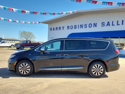 2023 Chrysler Pacifica Hybrid Hybrid Limited