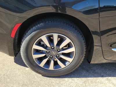 2023 Chrysler Pacifica Hybrid Hybrid Limited