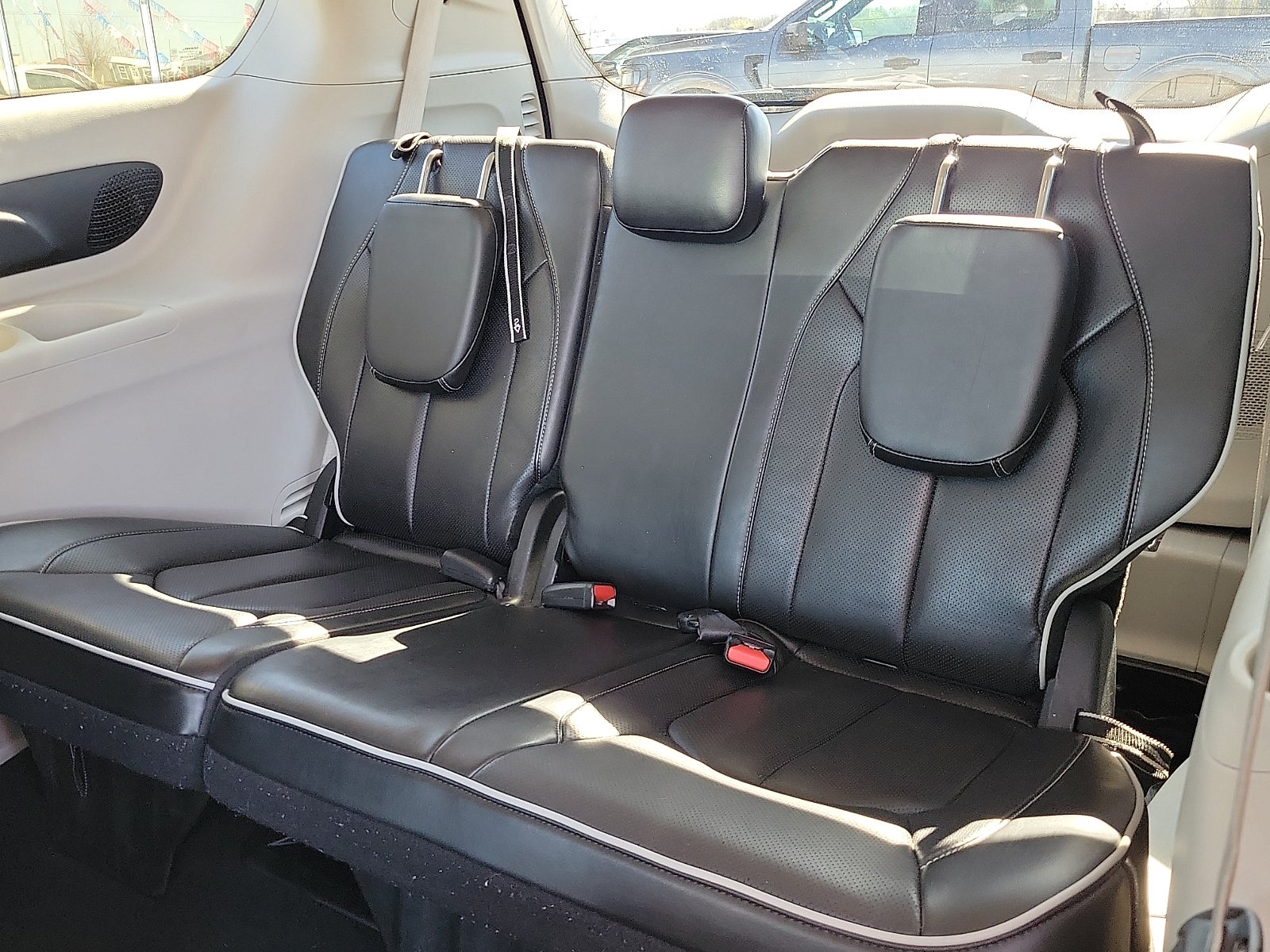 2023 Chrysler Pacifica Hybrid Hybrid Limited