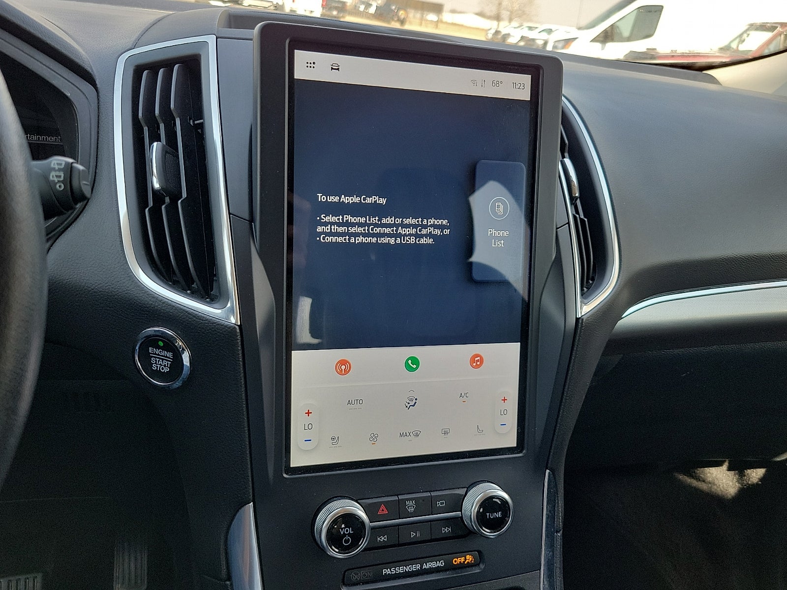 2023 Ford Edge Titanium