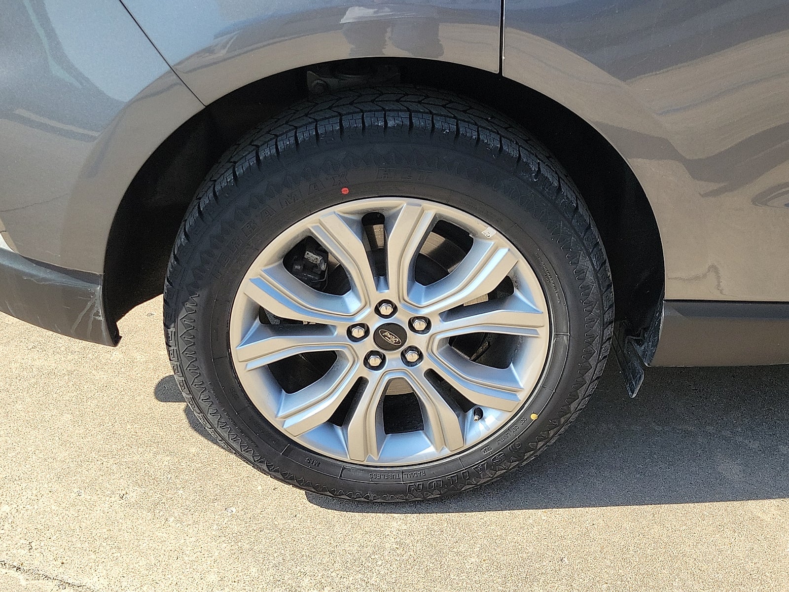 2023 Ford Edge Titanium