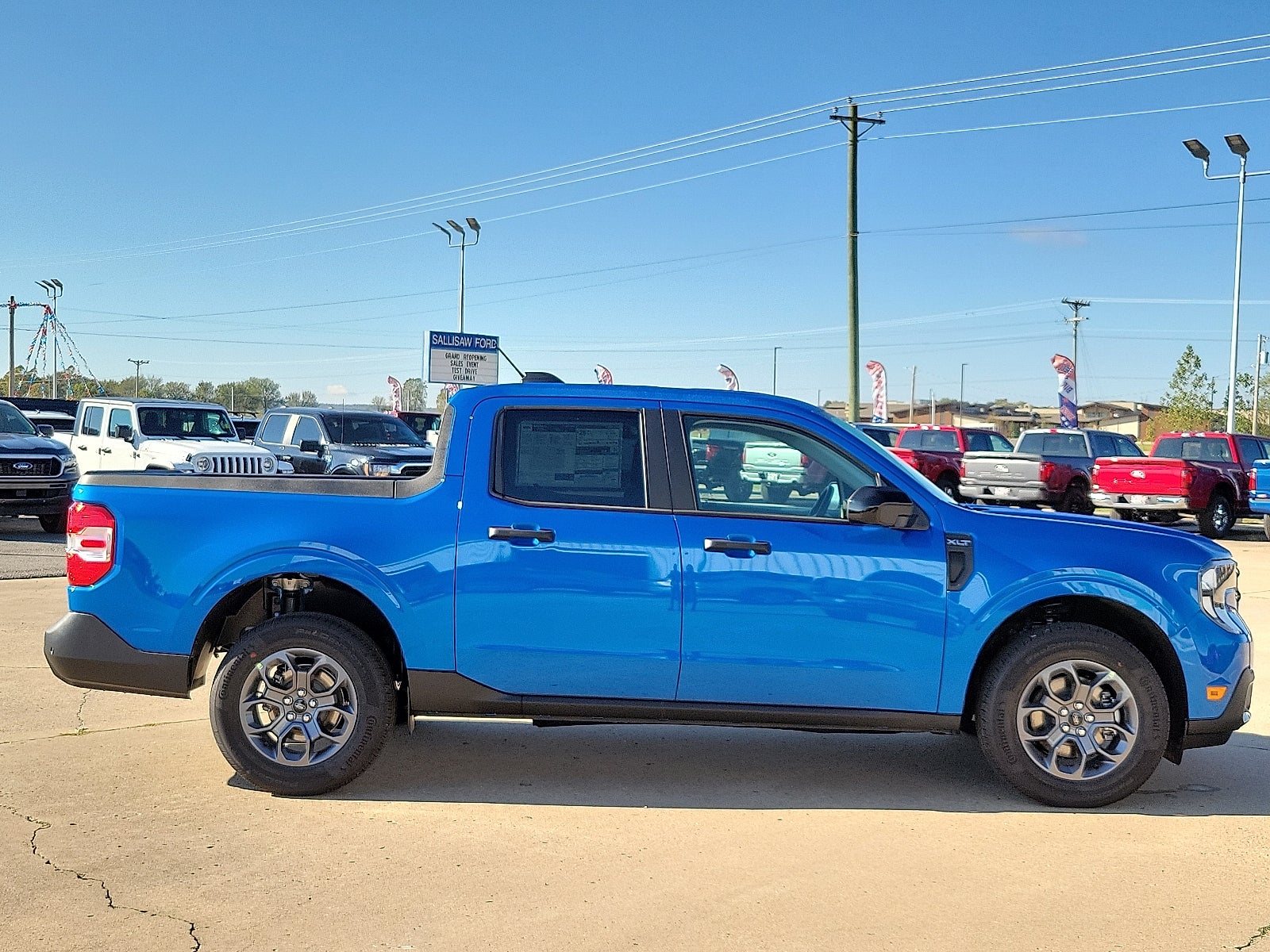 2025 Ford Maverick XLT