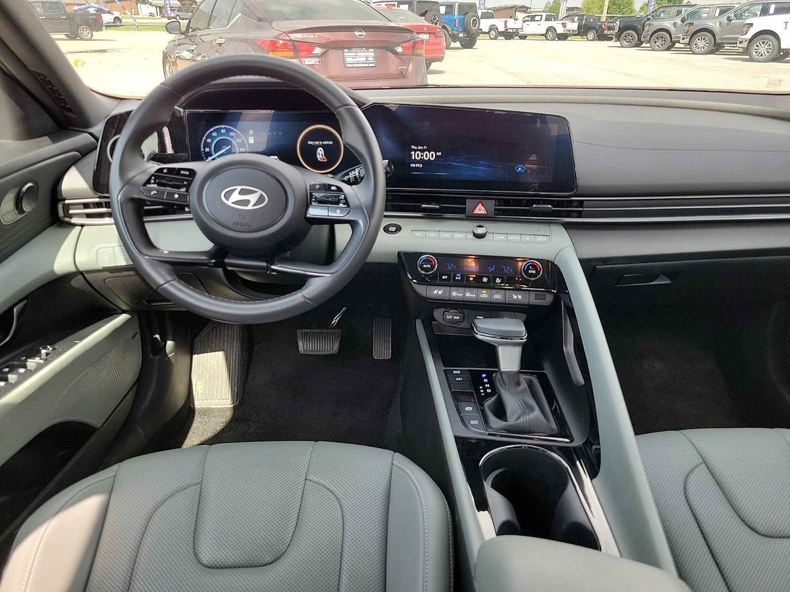 2025 Hyundai Elantra HEV Limited