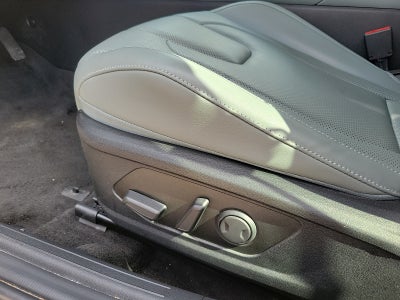 2025 Hyundai Elantra HEV Limited