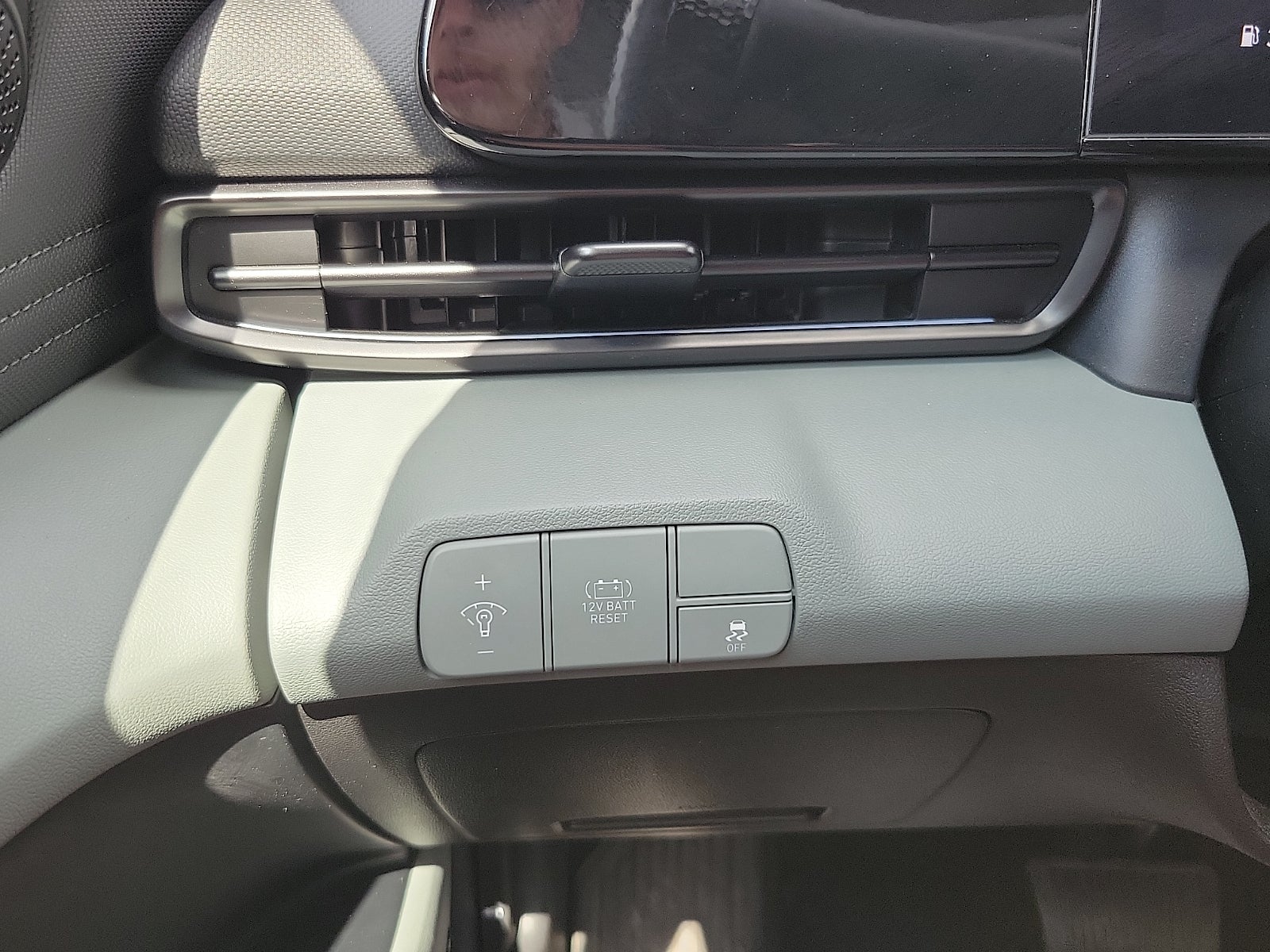 2025 Hyundai Elantra HEV Limited