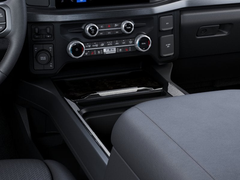 2027 Ford Super Duty F-450® Lariat®